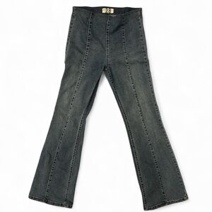 ✨ We The Free by Free People Pull-On Jeans – Size 28 ✨